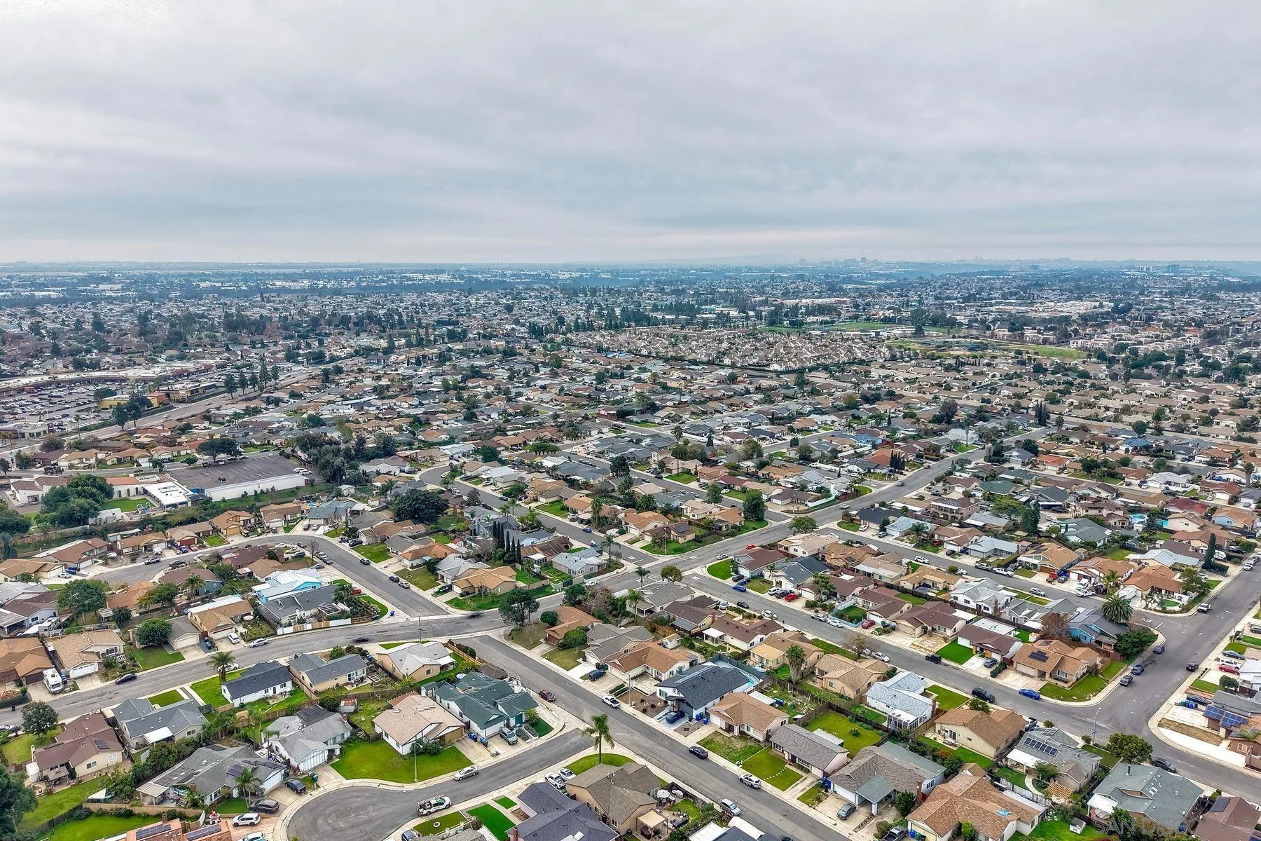 https://cdn.realtyfeed.com/cdn/127/260001725/9e9bc2f0ae23f6f78297282e23a363d2.webp