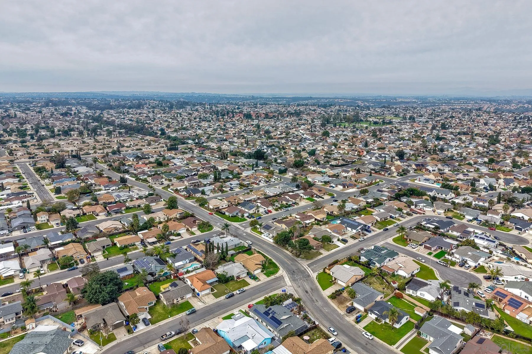 https://cdn.realtyfeed.com/cdn/127/260001725/d36405fb957baf30cd86825b93a0e7b2.webp