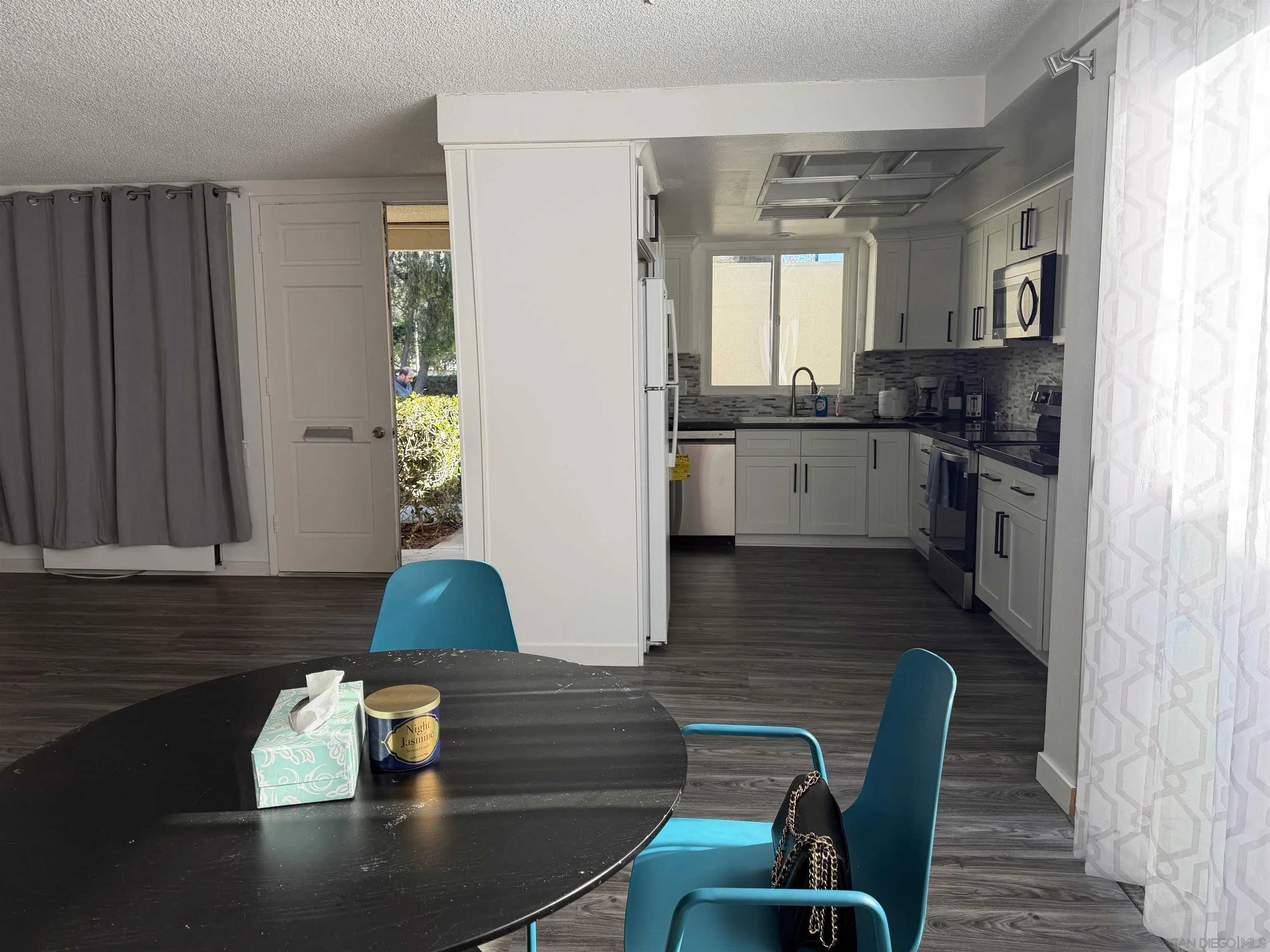 243 Calle Aragon, Lagoona Woods, CA 92637 - Photo 4 of 10, Lagoona Woods, CA