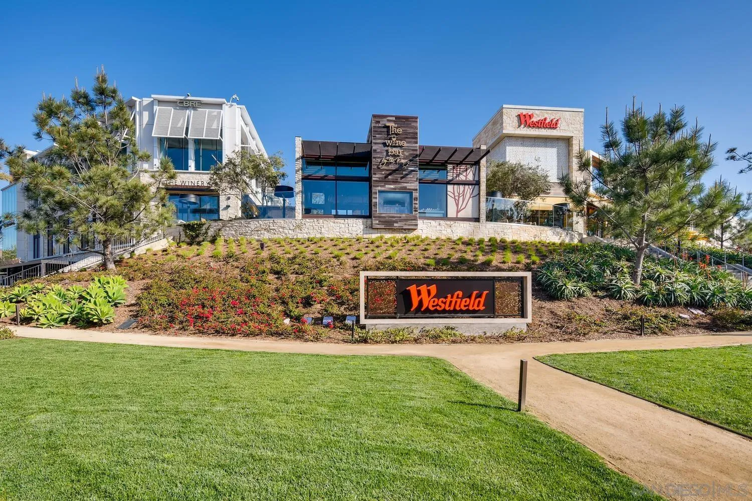 Photo #8: 260001729 Listing: Photo #8