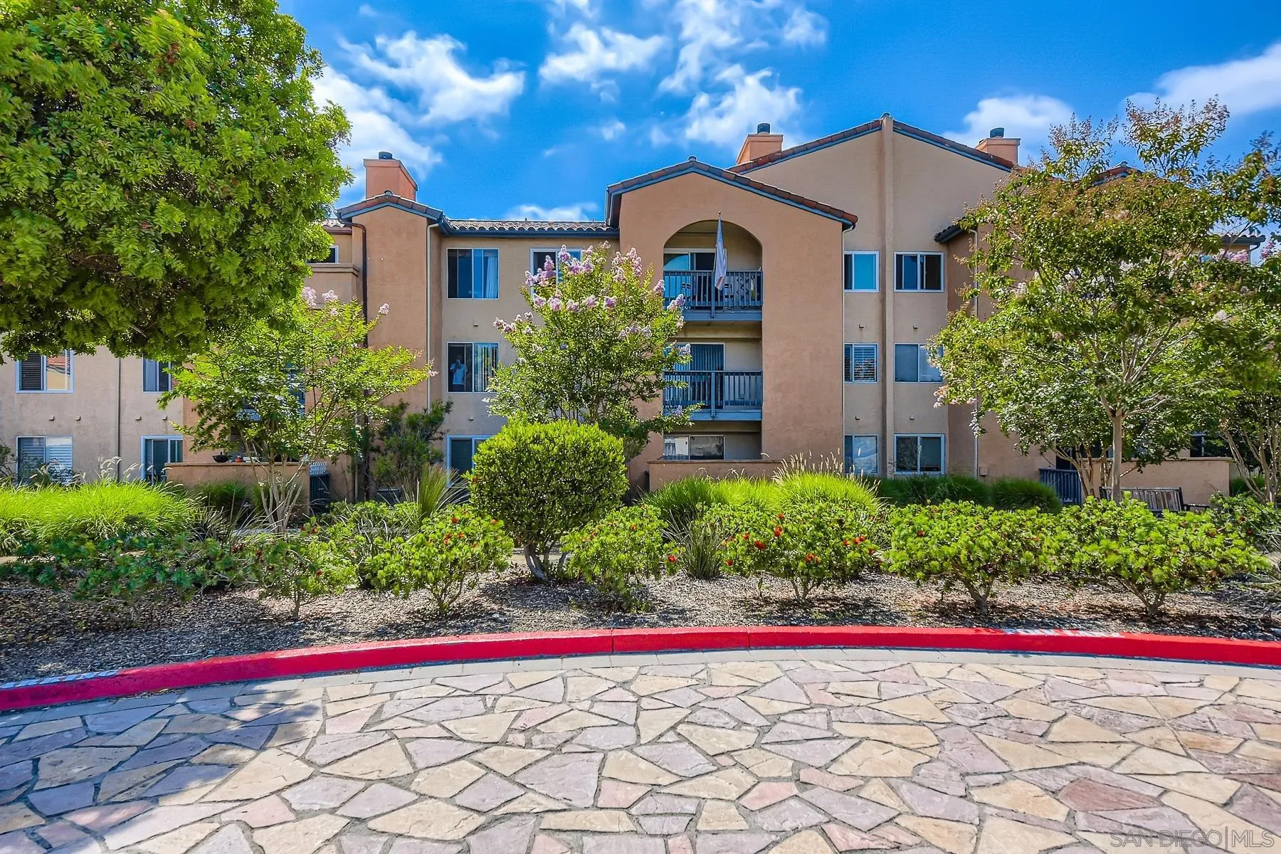 Photo #7: 260001729 Listing: Photo #7