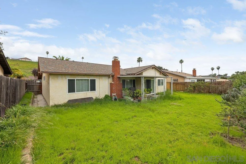 https://cdn.realtyfeed.com/cdn/127/260001730/4c1f18ebfbe3439d7c1c304b43d868e6.webp