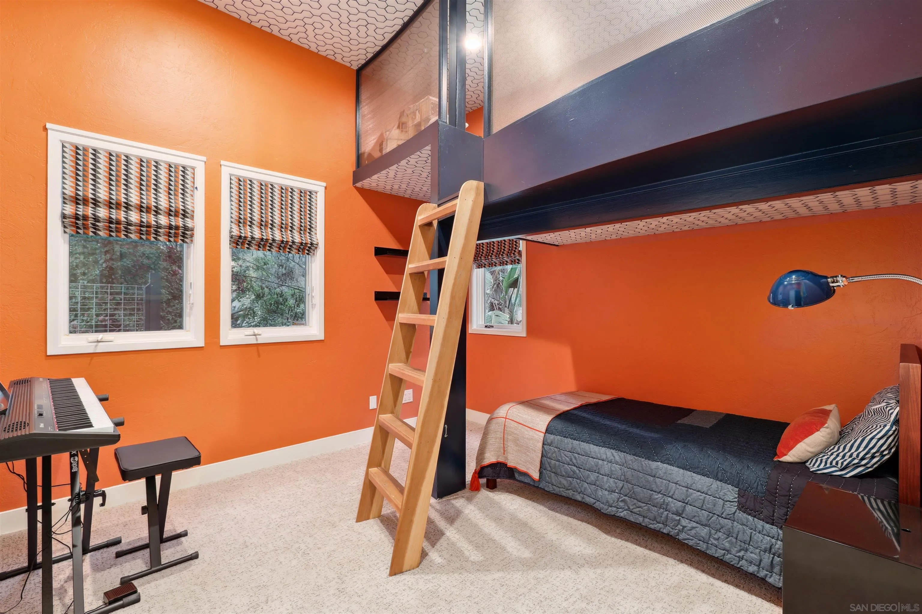 https://cdn.realtyfeed.com/cdn/127/260001731/7a33a282062fe6788f9a1bf847df85e5.webp