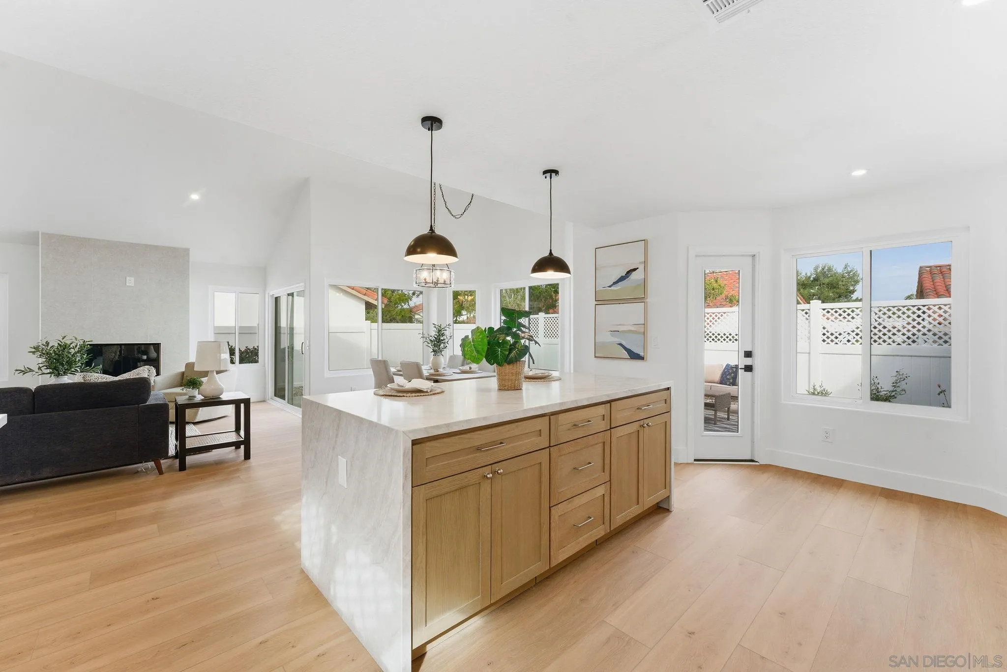4744 Agora Way, Oceanside, CA, 92056
