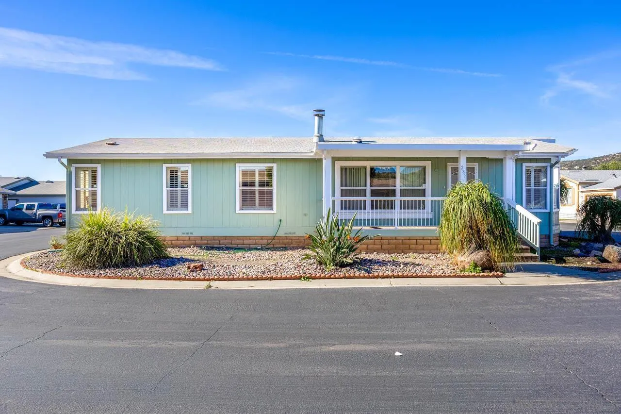 https://cdn.realtyfeed.com/cdn/127/260001742/71884d33417ce83f560920936d2809a4.webp