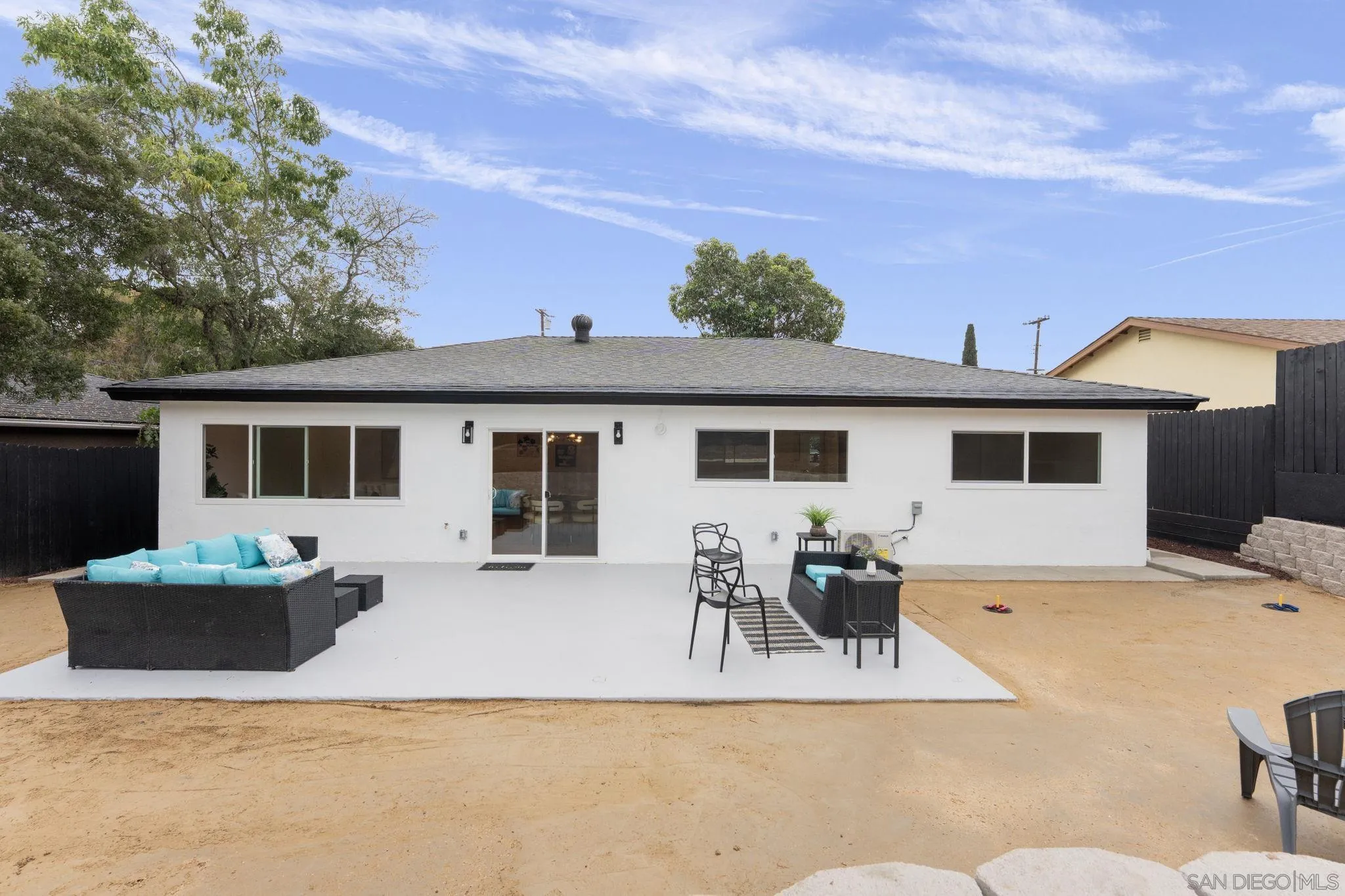 https://cdn.realtyfeed.com/cdn/127/260001743/660a4c9221d7e7d38b6a6d9403cdfde0.webp