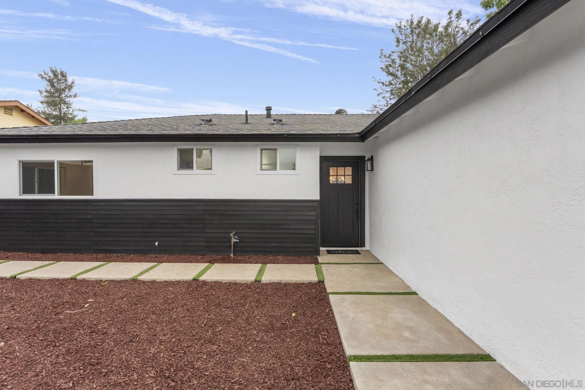 https://cdn.realtyfeed.com/cdn/127/260001743/864b592947ac10201916f87927c1572f.webp