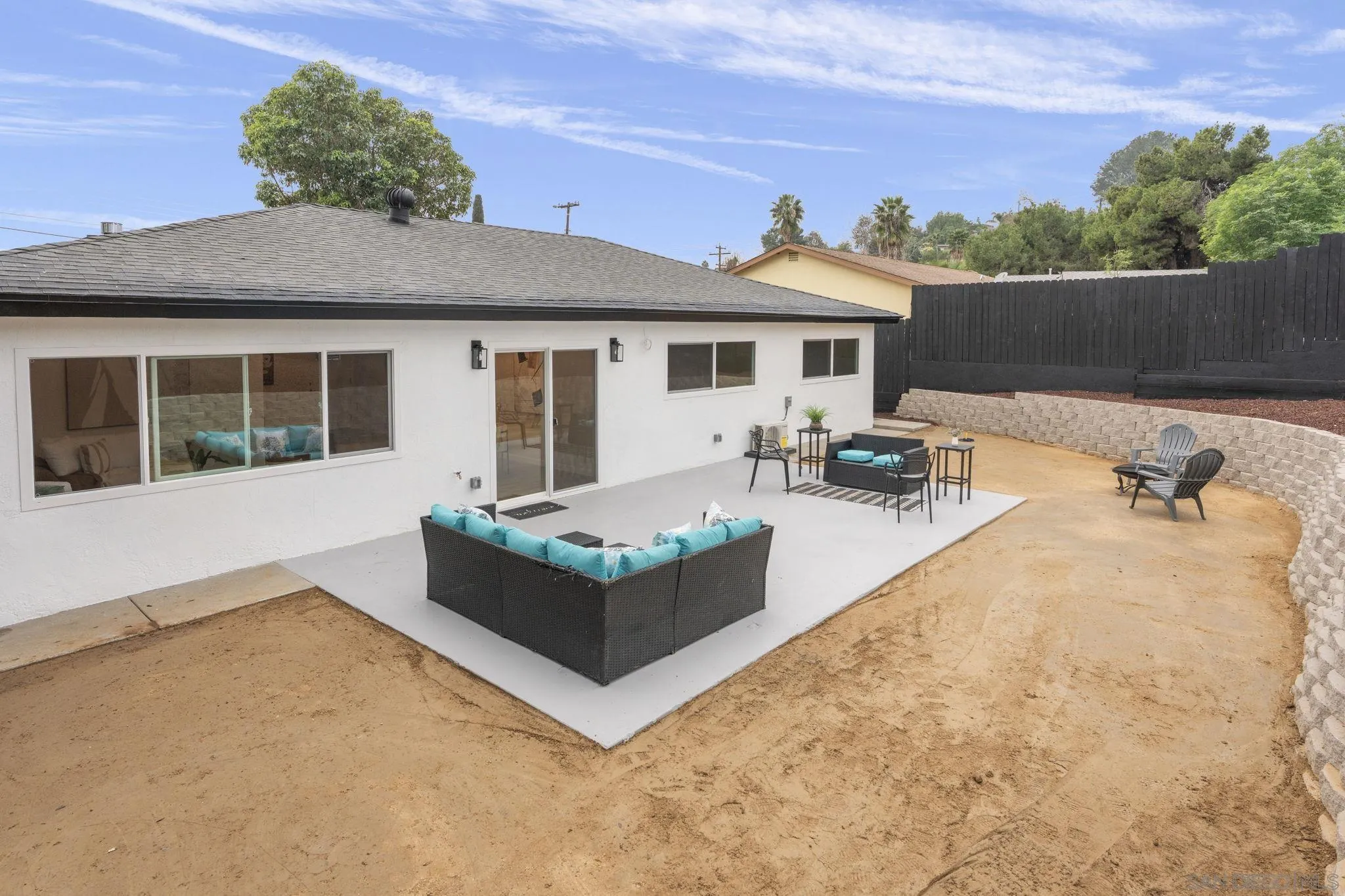 https://cdn.realtyfeed.com/cdn/127/260001743/9036f1e000f5674158ae94116f454995.webp