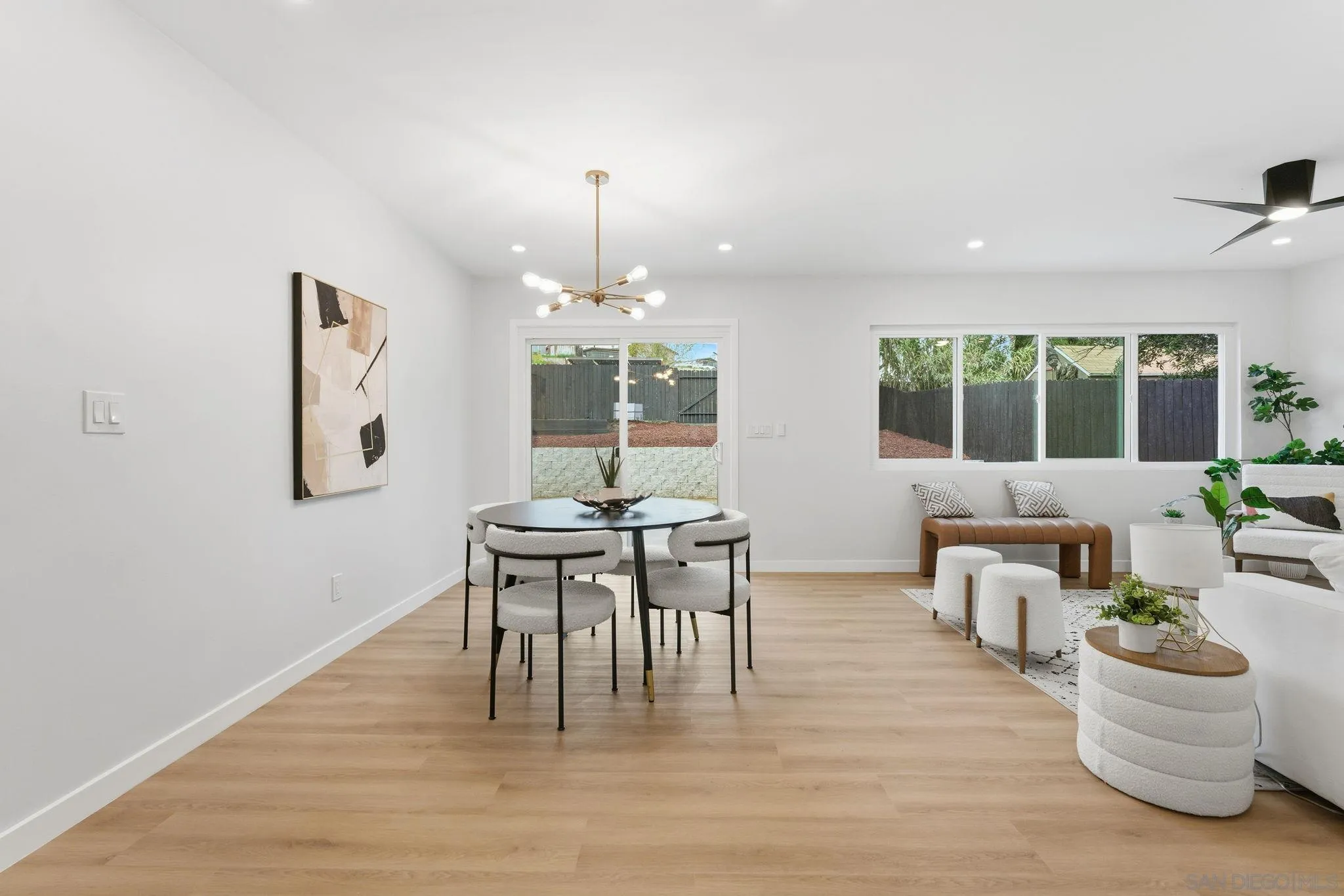 https://cdn.realtyfeed.com/cdn/127/260001743/af454f2618a2ec5183e1cb18c1366cc4.webp