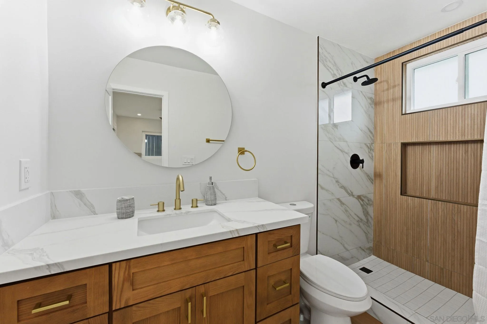 https://cdn.realtyfeed.com/cdn/127/260001743/d901fc5f04ddd1895f26948d5c97d3c1.webp