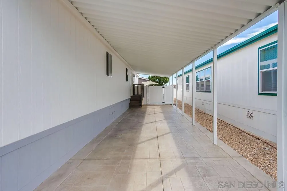 https://cdn.realtyfeed.com/cdn/127/260001744/3ace253dfb975942df546ce269ba04f8.webp