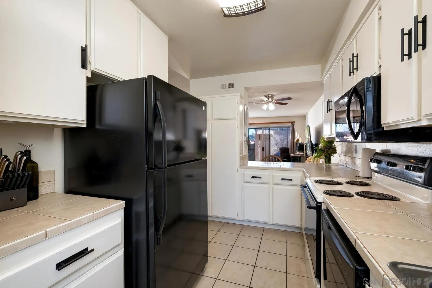 Photo #9: 260001745 Listing: Photo #9