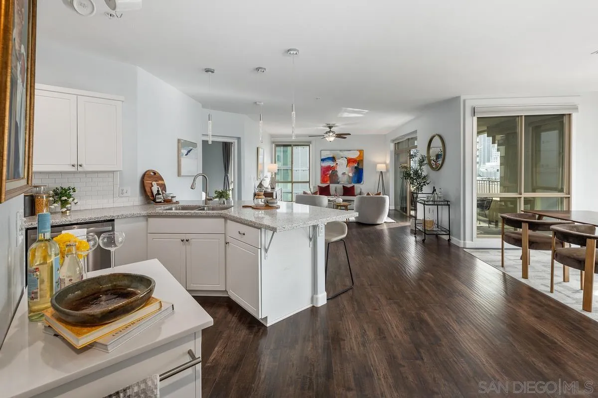 https://cdn.realtyfeed.com/cdn/127/260001747/5ae9e3063f46f165b56b1ad45ccc34c6.webp