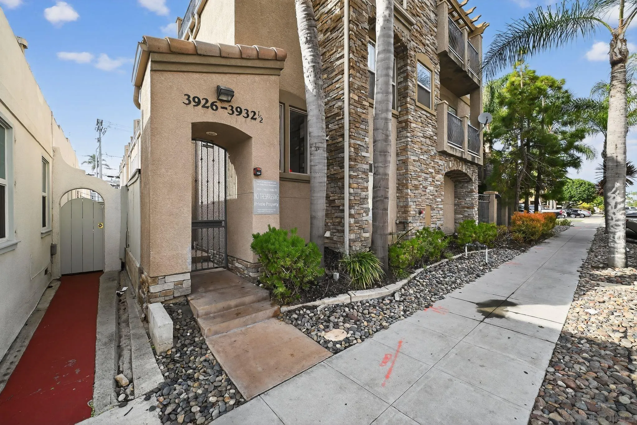 Photo #17: 260001749 Listing: Photo #17