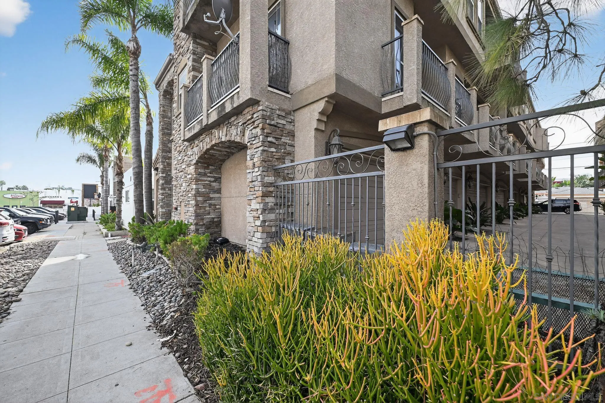 Photo #11: 260001749 Listing: Photo #11