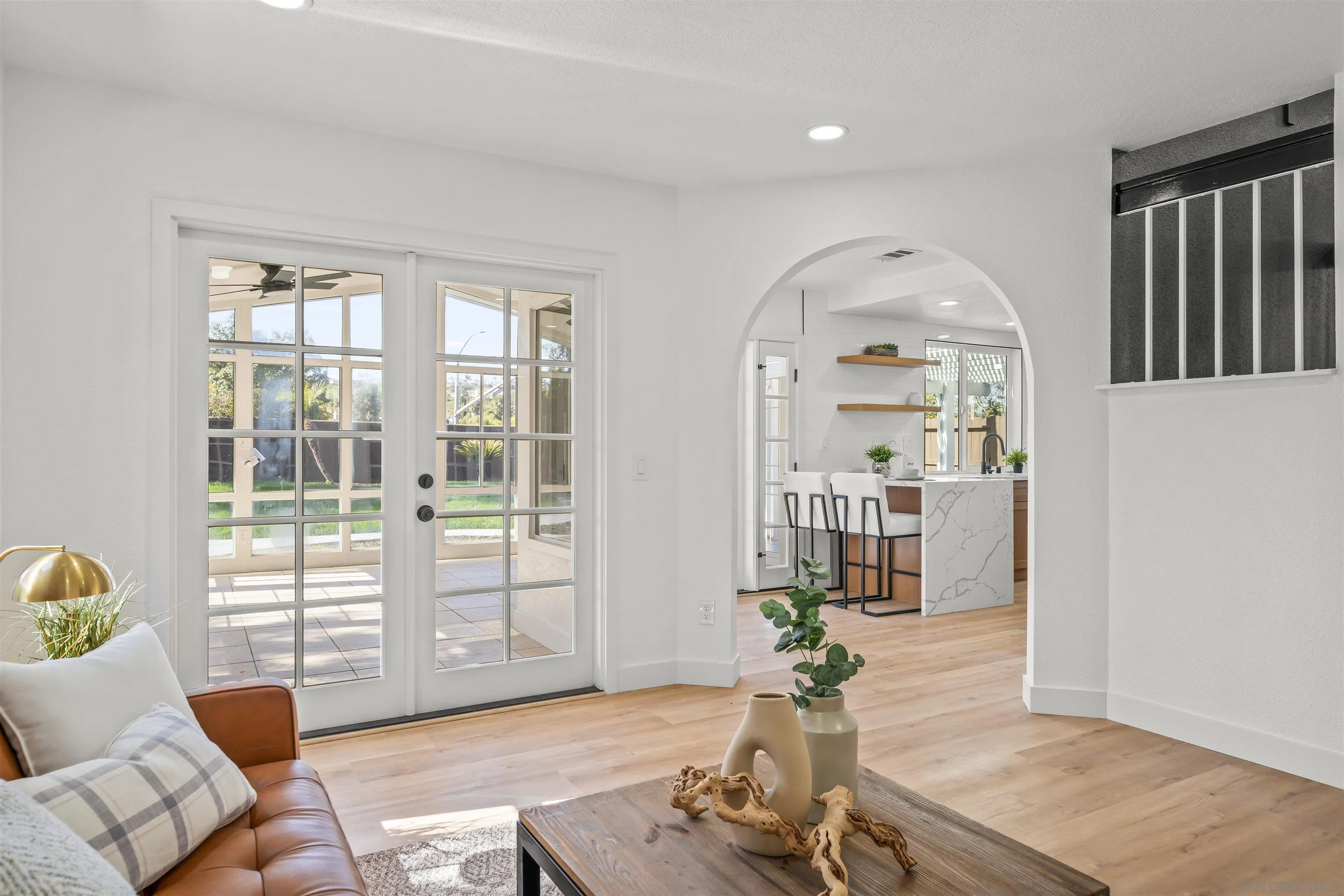 https://cdn.realtyfeed.com/cdn/127/260001750/00f59e60128648003b33502307085523.webp