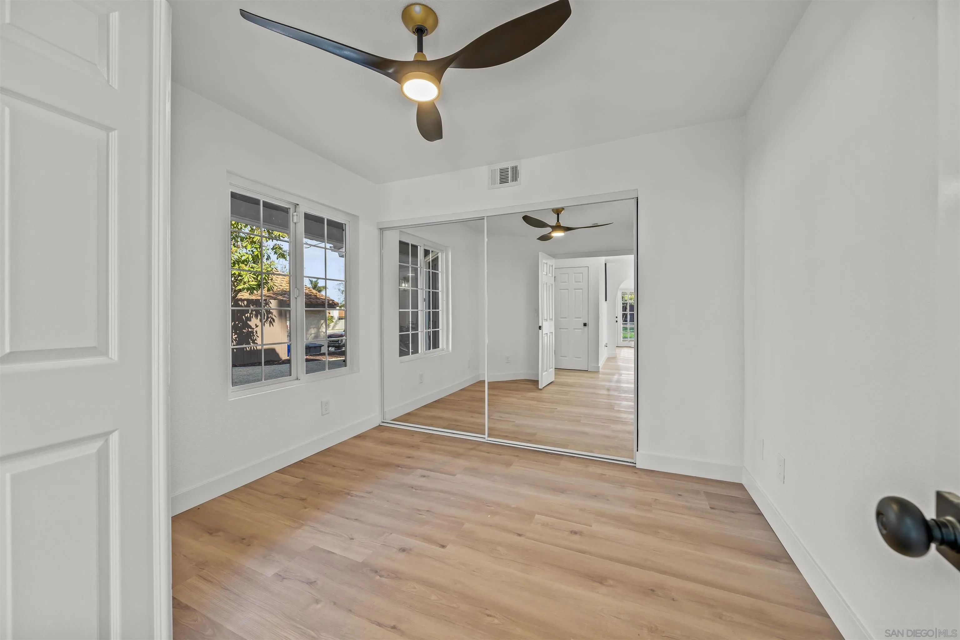https://cdn.realtyfeed.com/cdn/127/260001750/41a6331883dd0dfb7f166531debc7ffb.webp