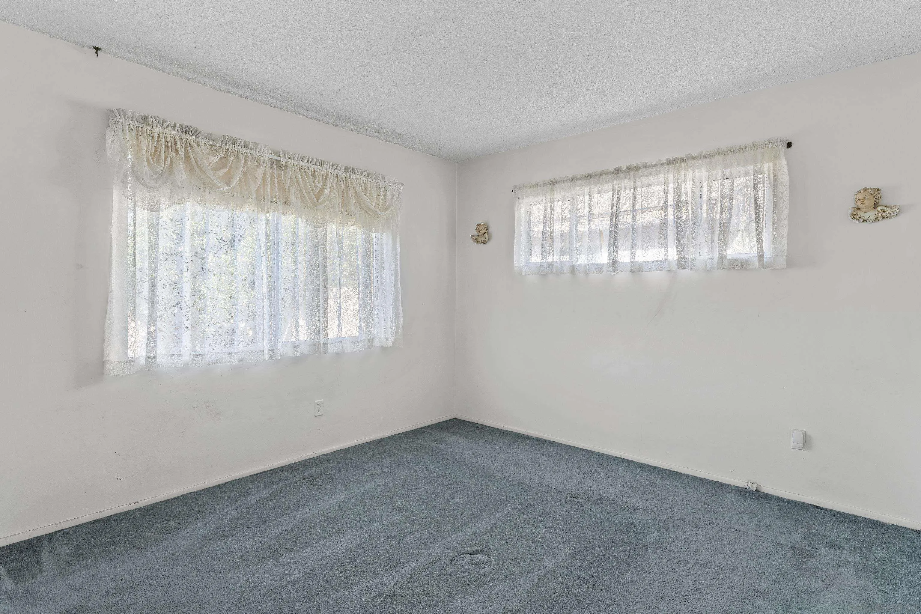 https://cdn.realtyfeed.com/cdn/127/260001757/591f3ee11478736206b2173b56a31dbd.webp