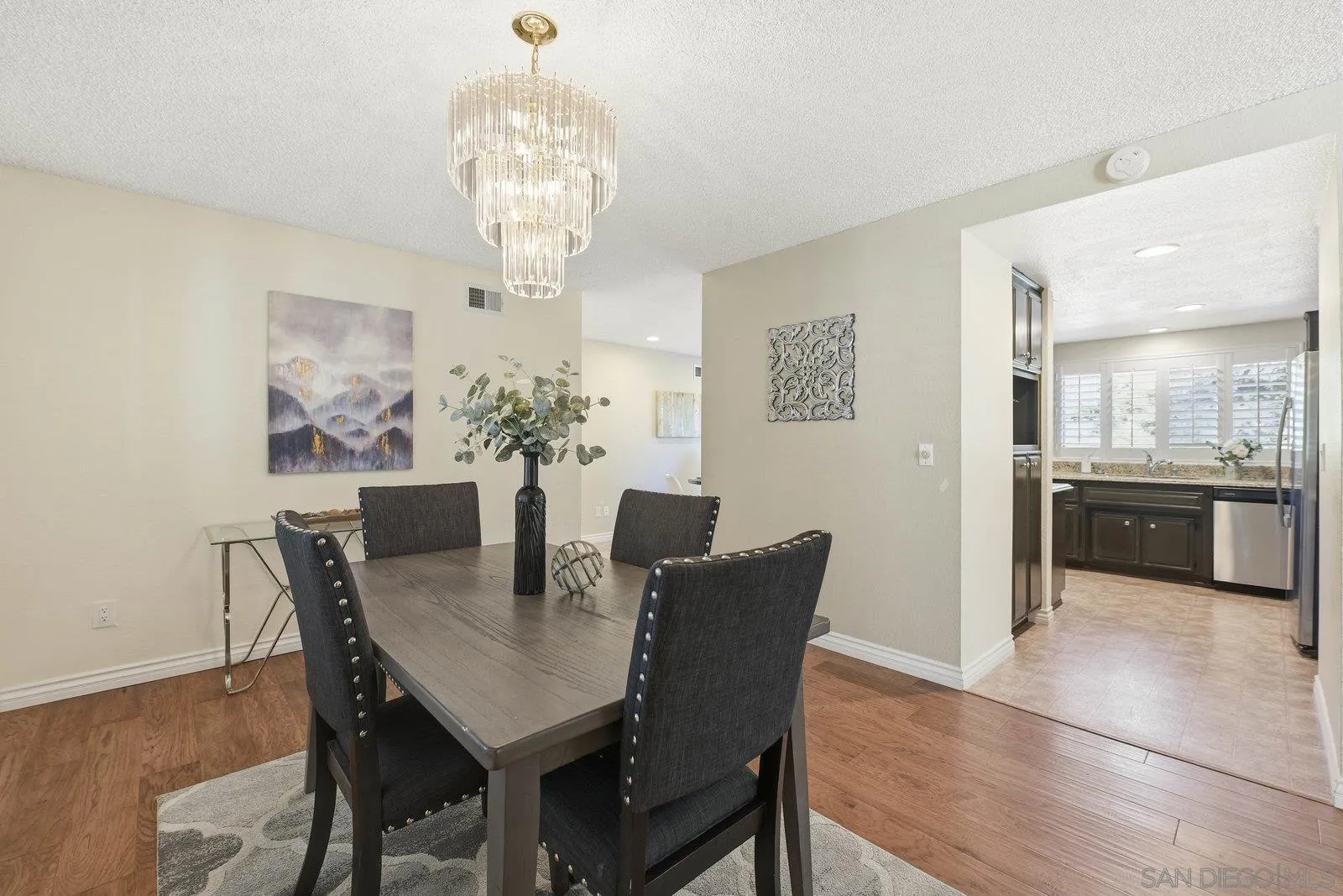 https://cdn.realtyfeed.com/cdn/127/260001758/718e4413c14ebacfb949346bd0310fd2.webp