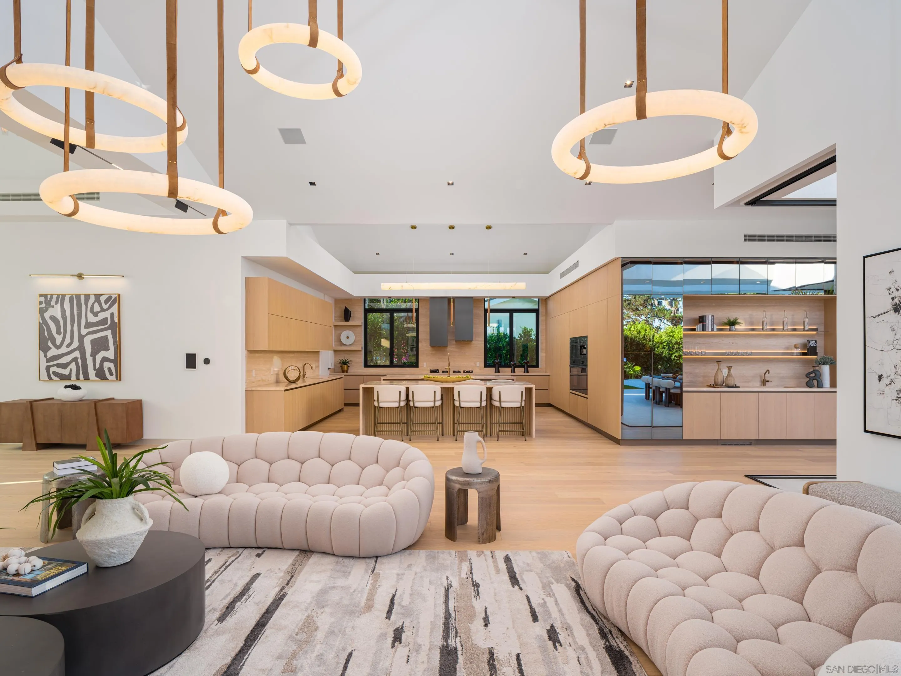 6283 La Jolla Scenic Drive S, San Diego, CA, 92037