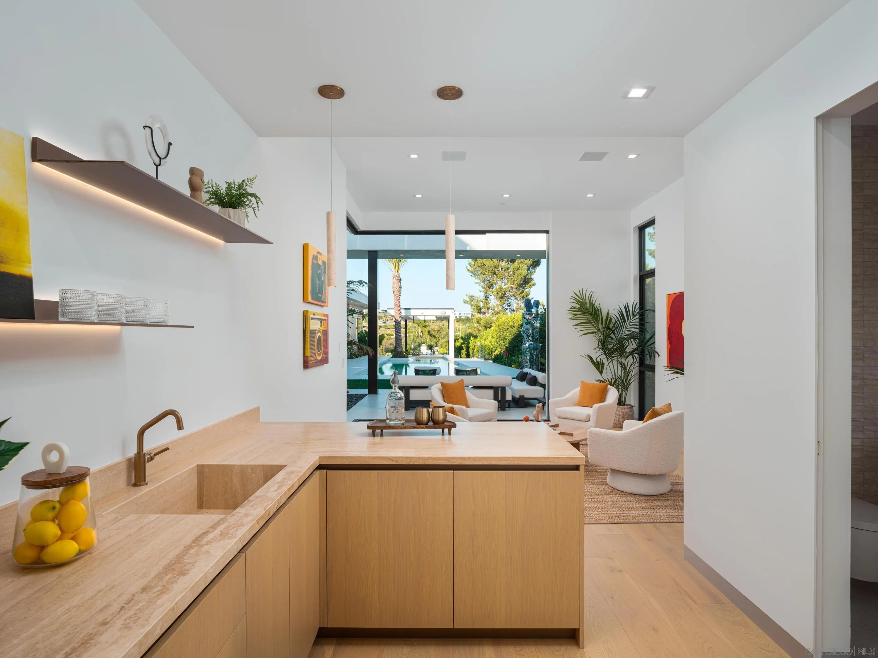 6283 La Jolla Scenic Drive S, San Diego, CA, 92037