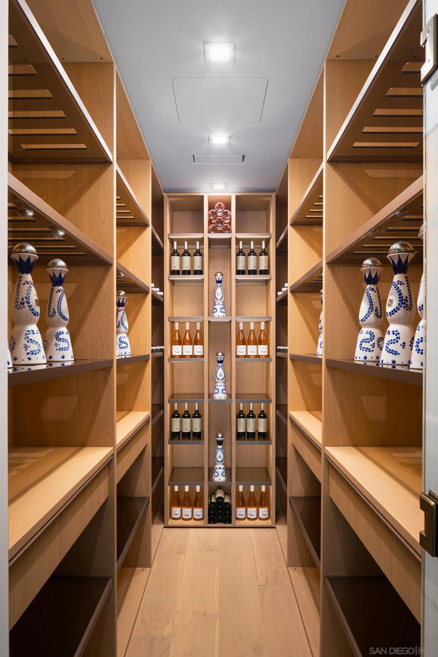 6283 La Jolla Scenic Drive S, San Diego, CA, 92037