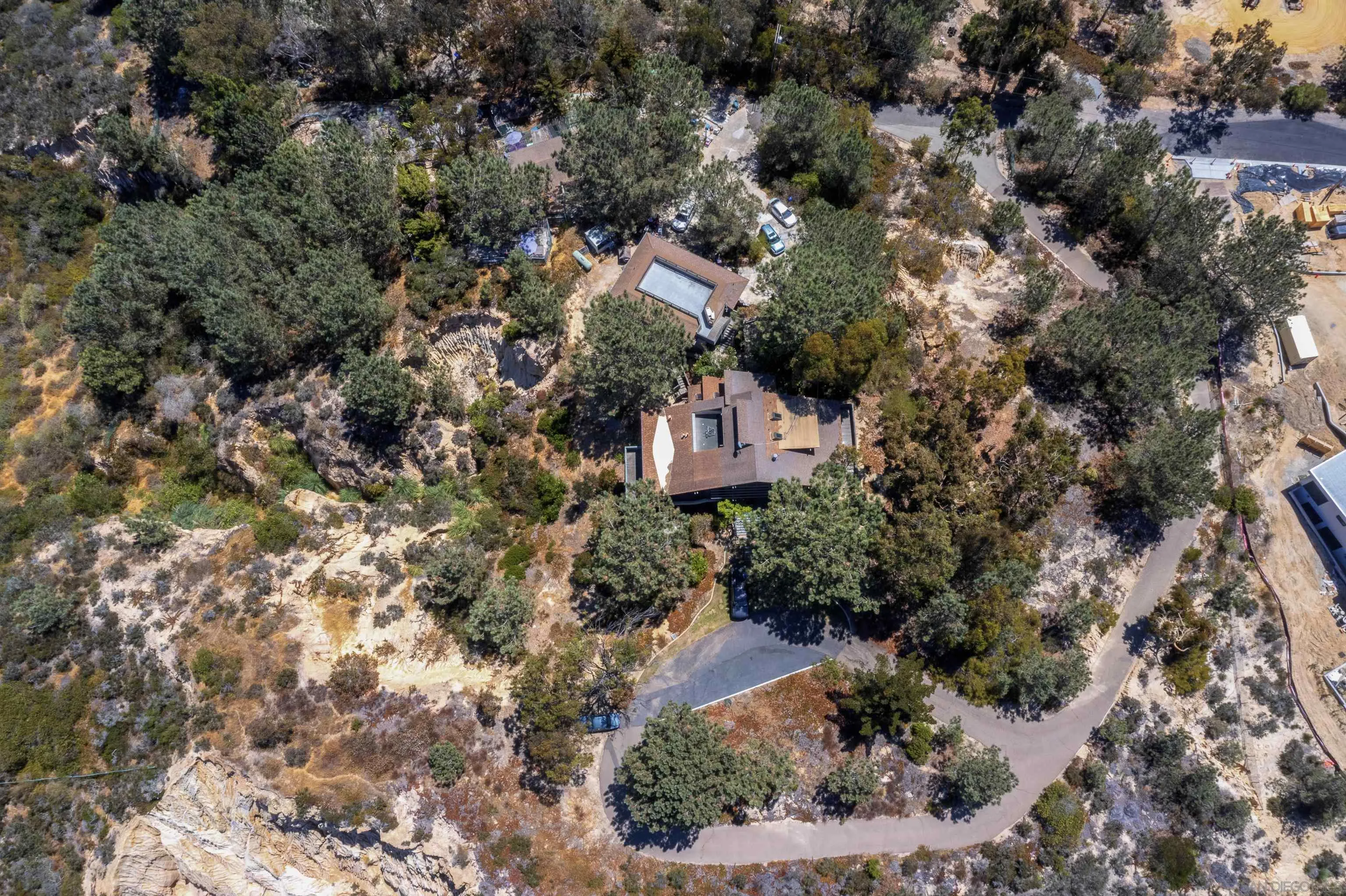 https://cdn.realtyfeed.com/cdn/127/260001766/c6a86e85dfe1526575ac09bd8f68709a.webp