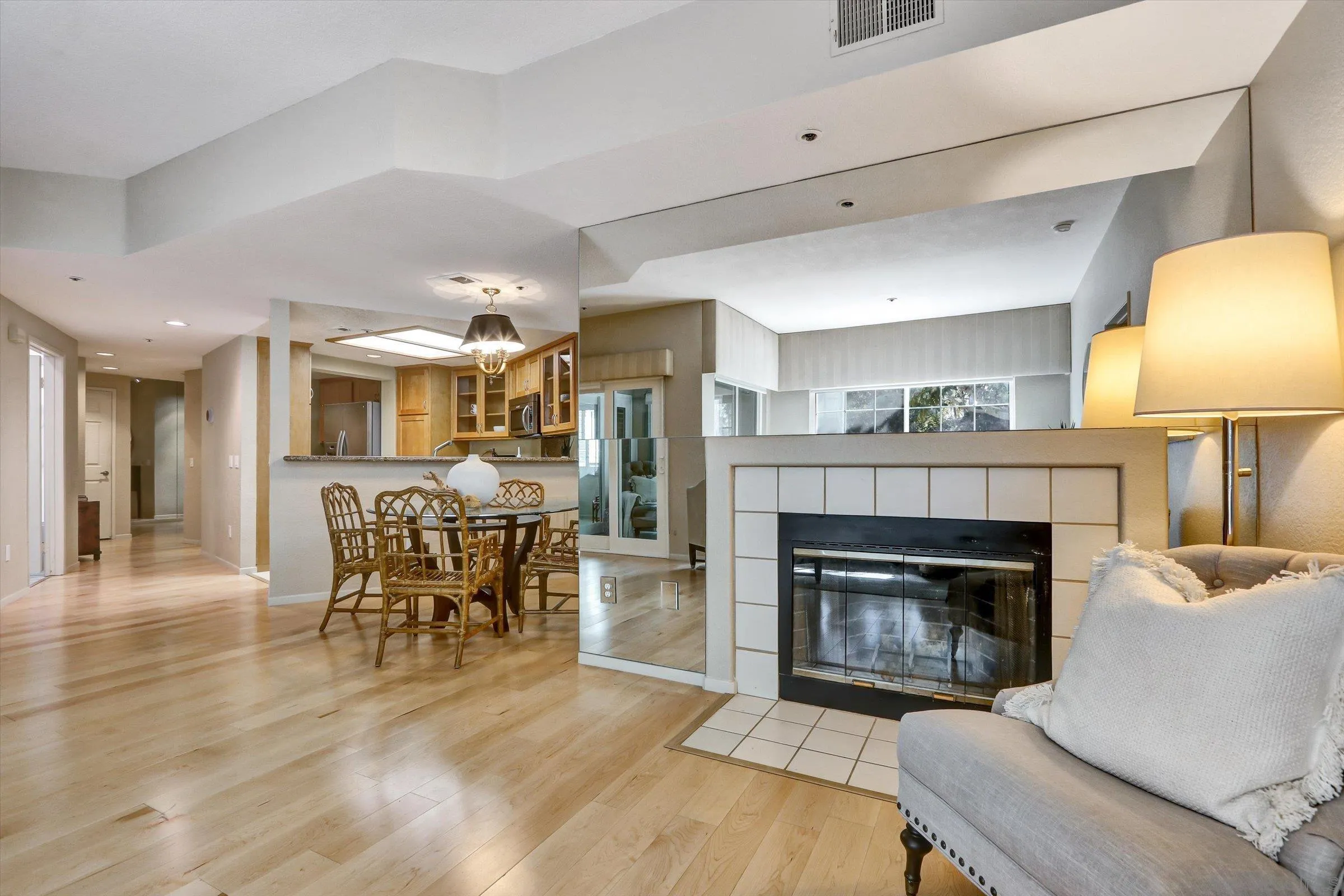 Photo #5: 260001769 Listing: Photo #5