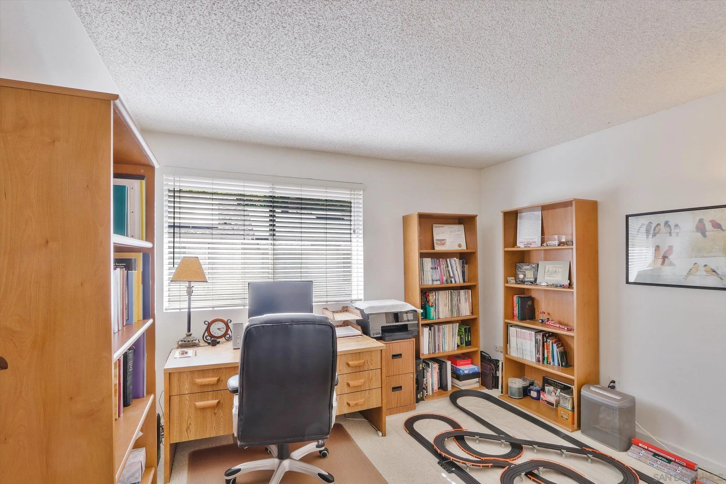 https://cdn.realtyfeed.com/cdn/127/260001770/aad912db985726711f3c1ef6e83dc10f.webp