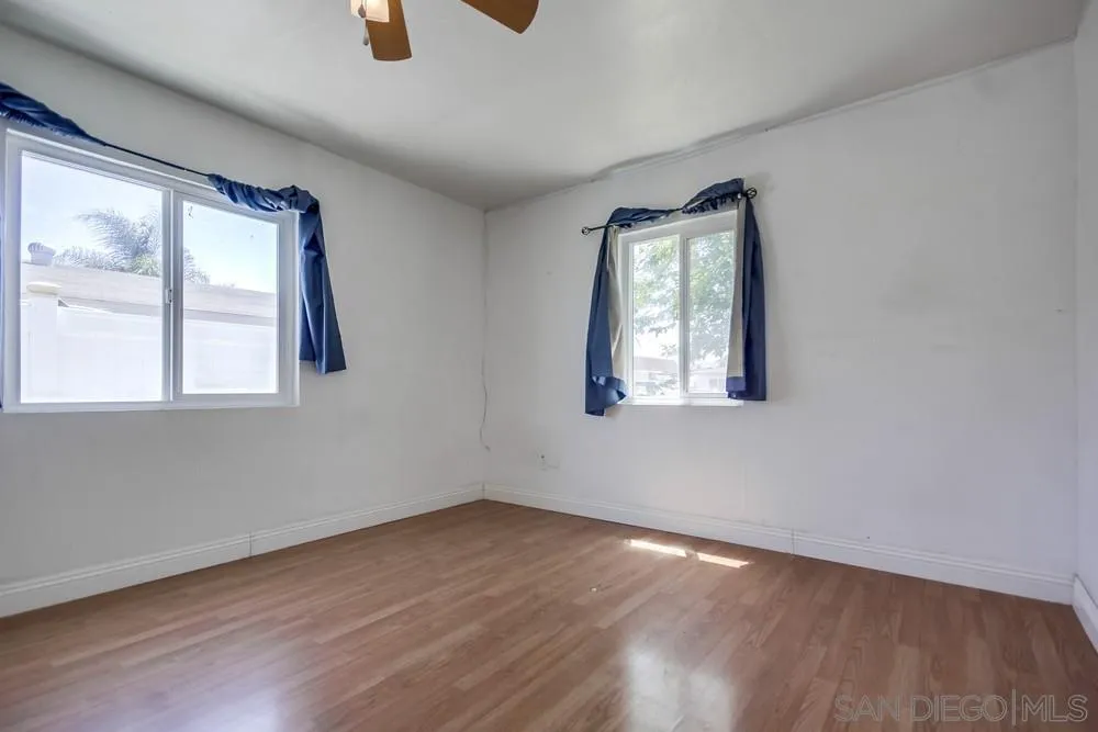 https://cdn.realtyfeed.com/cdn/127/260001772/920f219b146ab48f7f06dc3cbbdbc773.webp