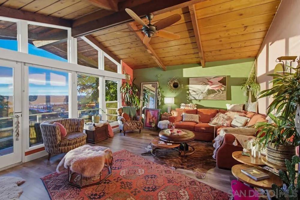 https://cdn.realtyfeed.com/cdn/127/260001773/12a1ba967cb45e860ef6587d503839a6.webp