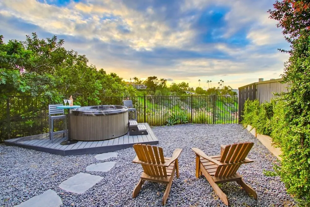 https://cdn.realtyfeed.com/cdn/127/260001773/de311c798d9a8729d5f1a28465216c36.webp