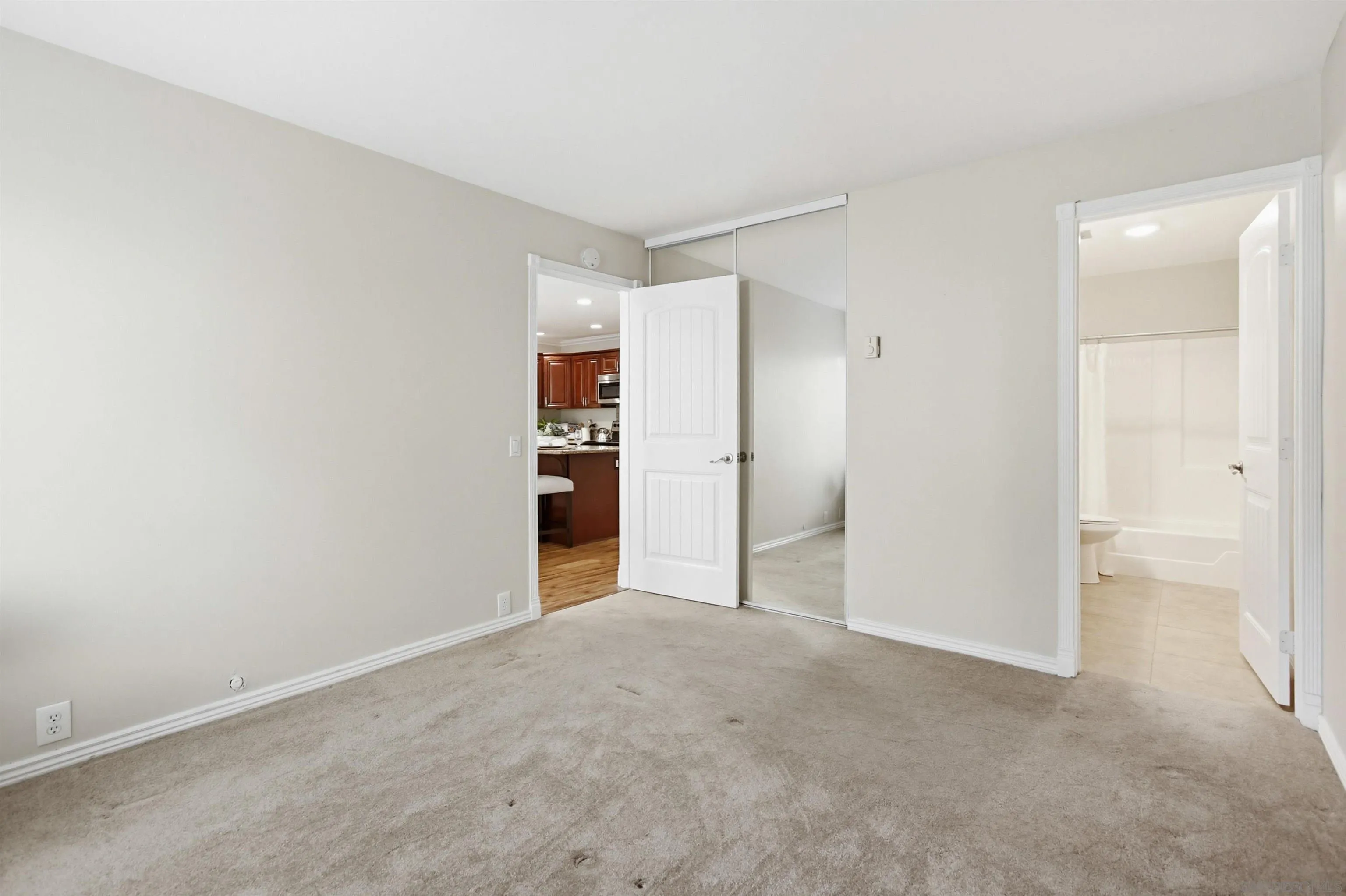 Photo #11: 260001774 Listing: Photo #11