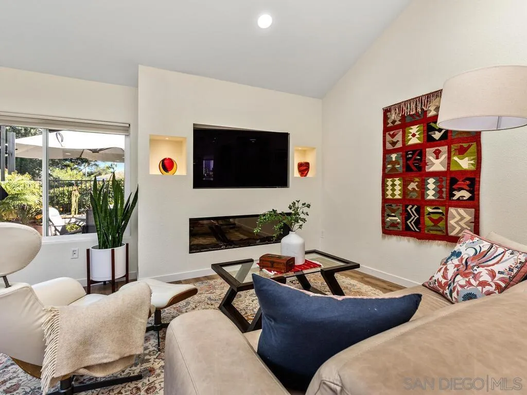 https://cdn.realtyfeed.com/cdn/127/260001775/c34884d162f4a737c4309288c21dd107.webp