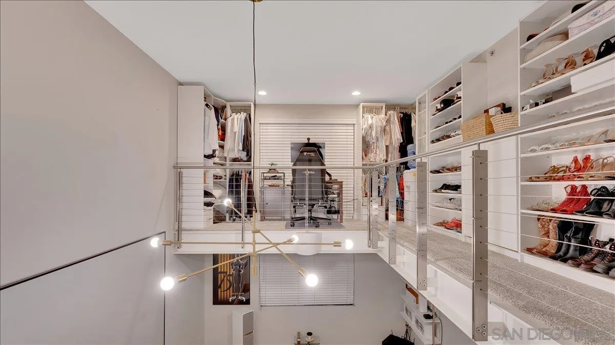 https://cdn.realtyfeed.com/cdn/127/260001776/4880023e492a9b41361e16048bfc1204.webp