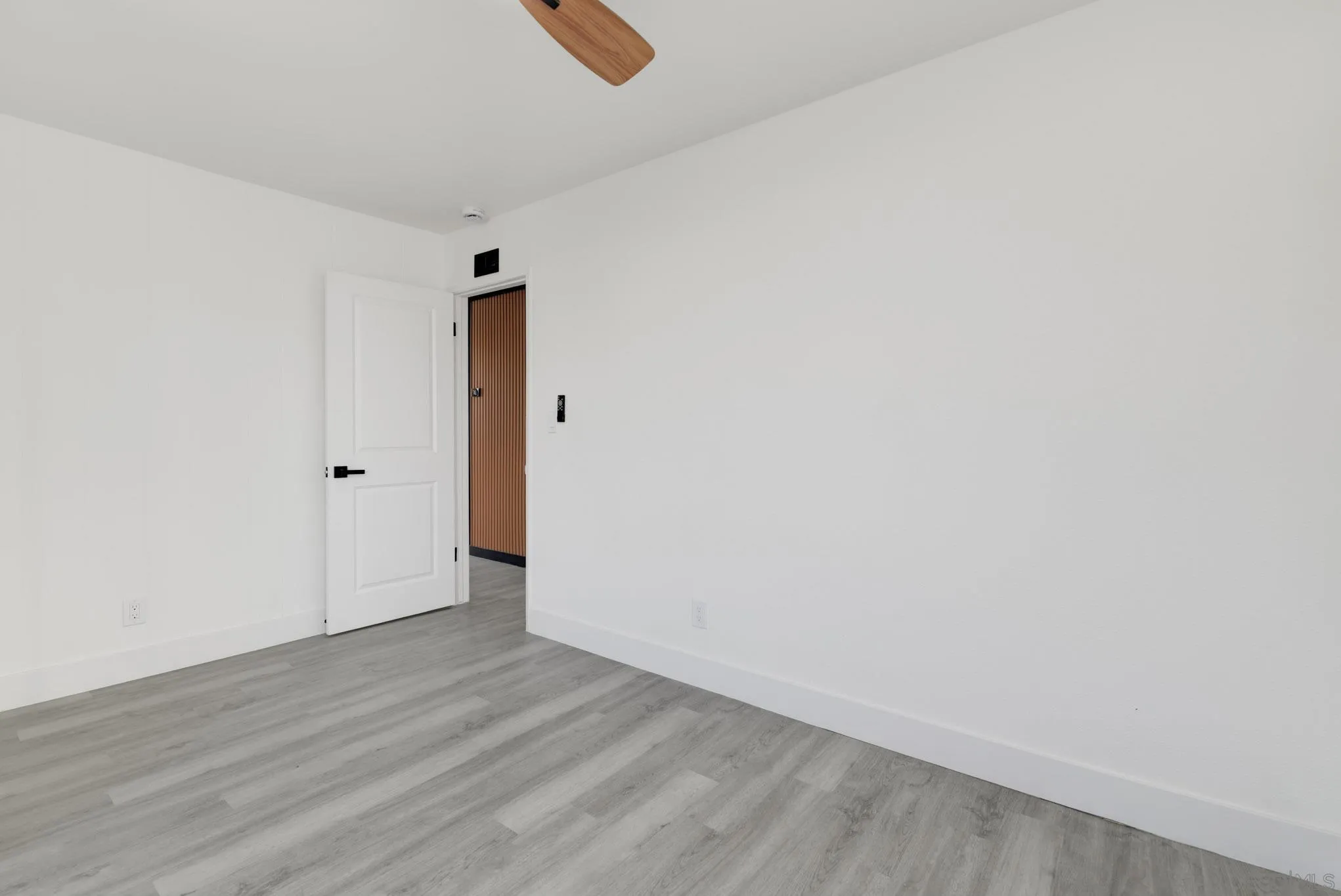 https://cdn.realtyfeed.com/cdn/127/260001781/05c6f06a409a614bf8a7b21b3b75ba05.webp