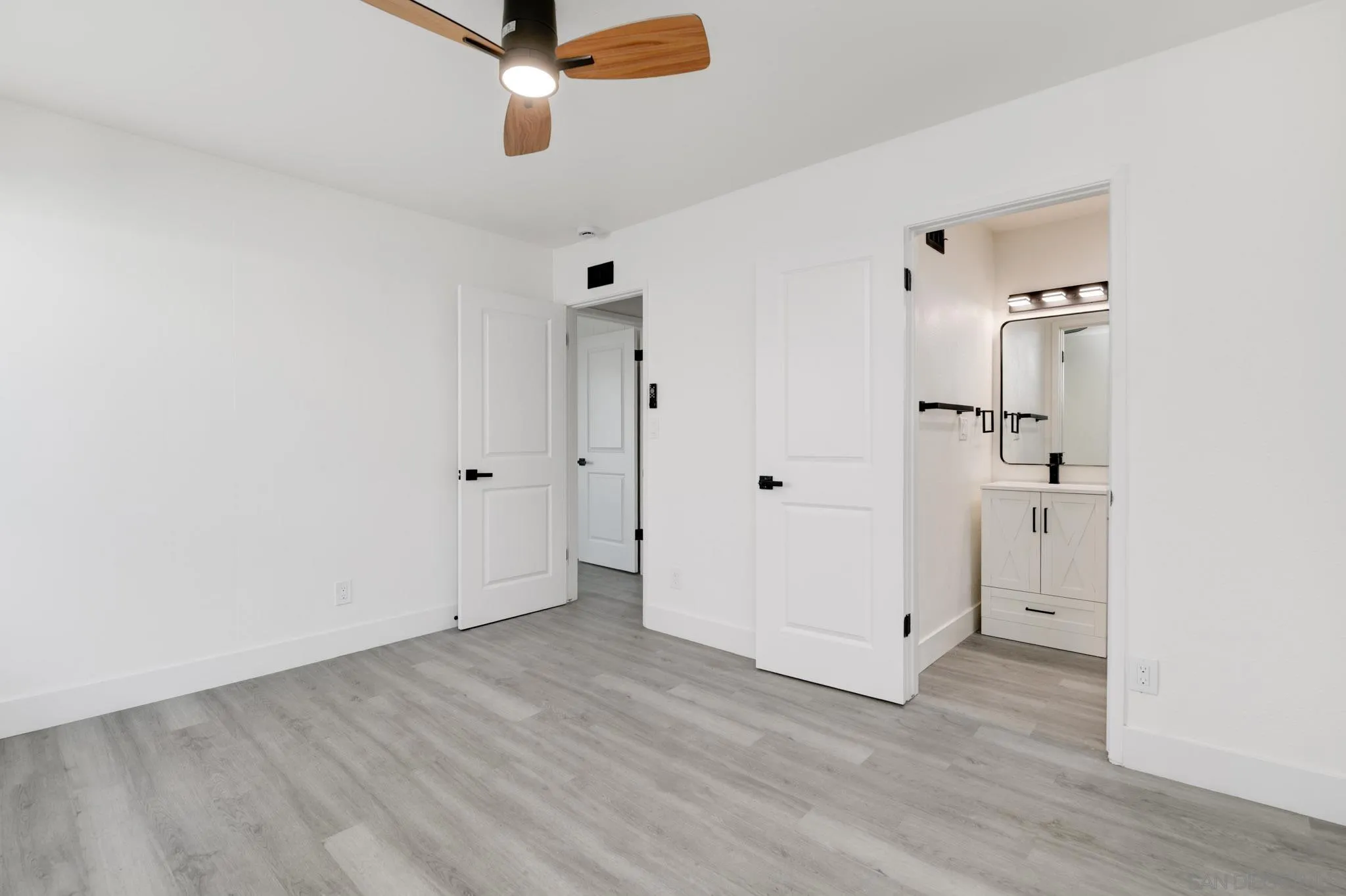 https://cdn.realtyfeed.com/cdn/127/260001781/f6668469354df701fa6d7a71030098cb.webp