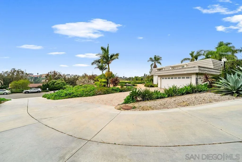 https://cdn.realtyfeed.com/cdn/127/260001783/596583e24389c94a954cd27f7365d758.webp