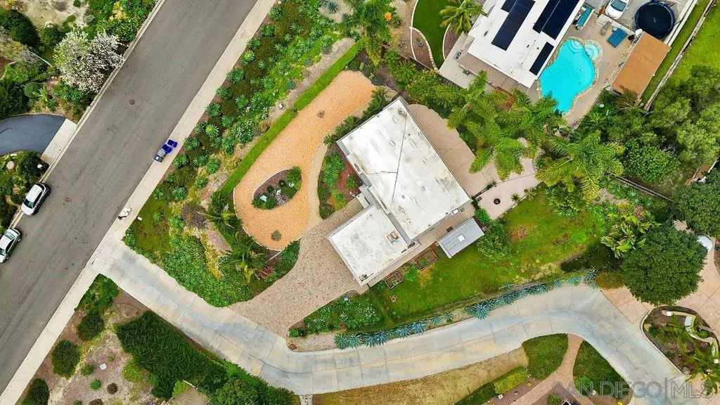 https://cdn.realtyfeed.com/cdn/127/260001783/66bfec23d4fec1d465ad10779a72e8e7.webp