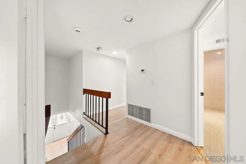 https://cdn.realtyfeed.com/cdn/127/260001783/ab9534cc77bc114e4b3dd31ed87956ea.webp