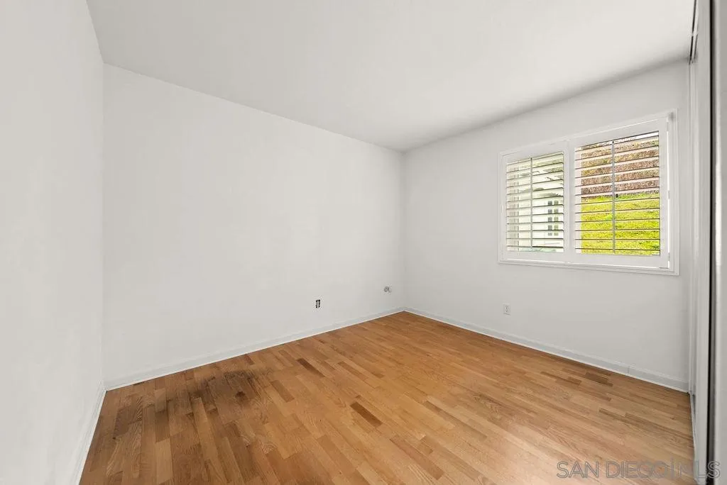https://cdn.realtyfeed.com/cdn/127/260001783/e69440bfd368953e4ed95b739cf40be2.webp