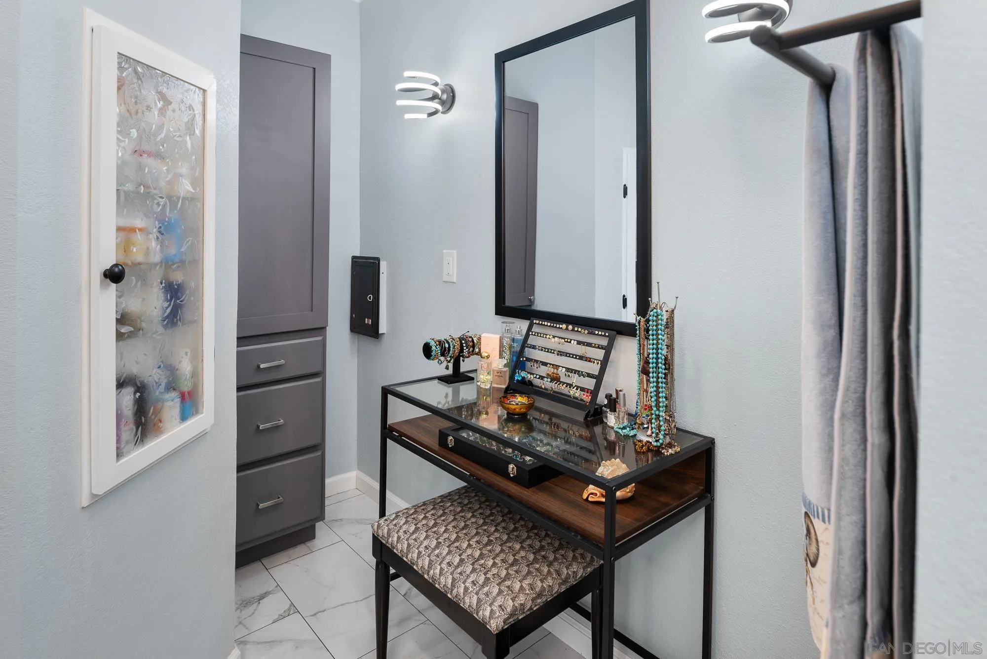 https://cdn.realtyfeed.com/cdn/127/260001784/078c92c79a832403055091dfb4f2c04b.webp