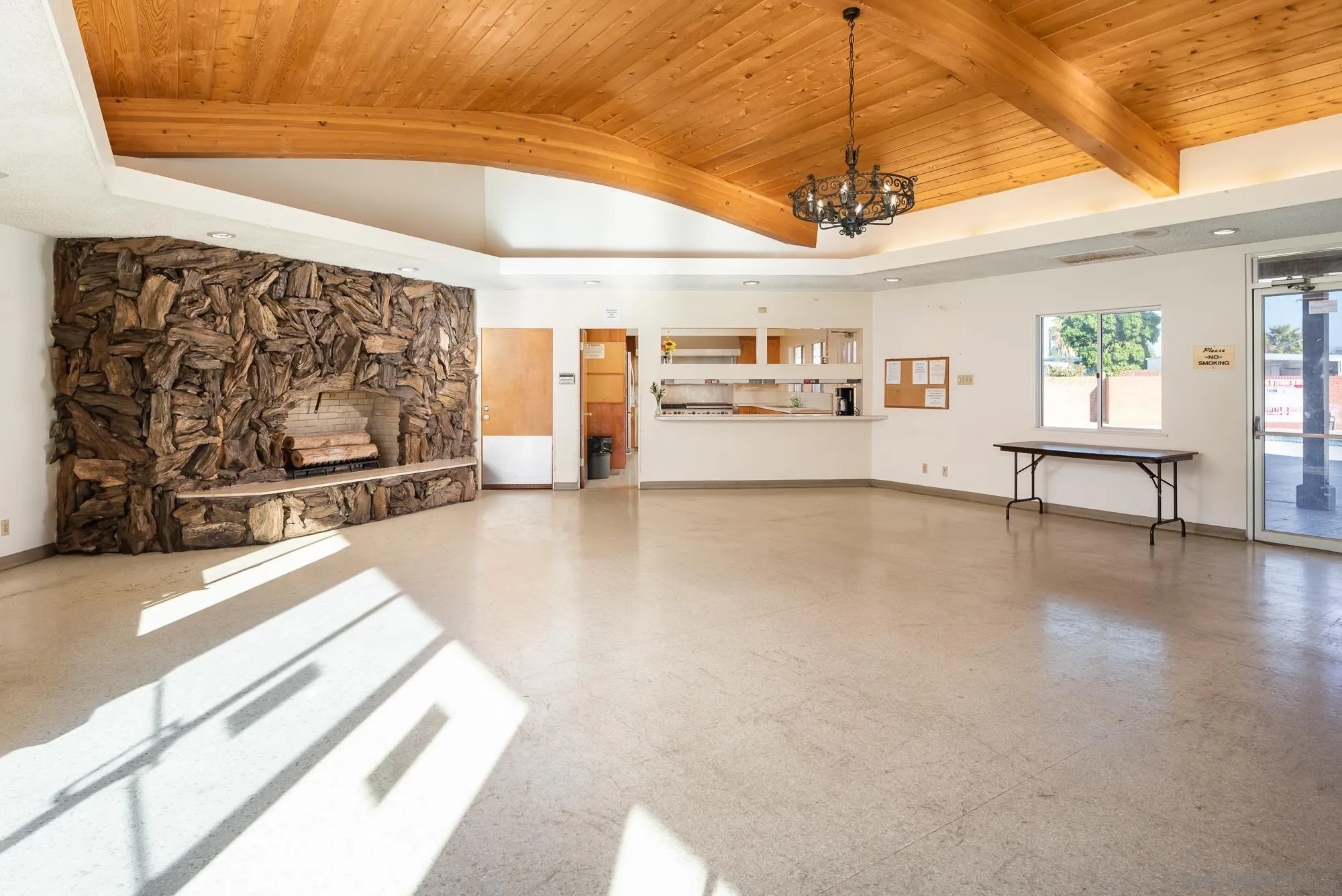 https://cdn.realtyfeed.com/cdn/127/260001784/0d222a32b869c463a86d48bdab3760a9.webp