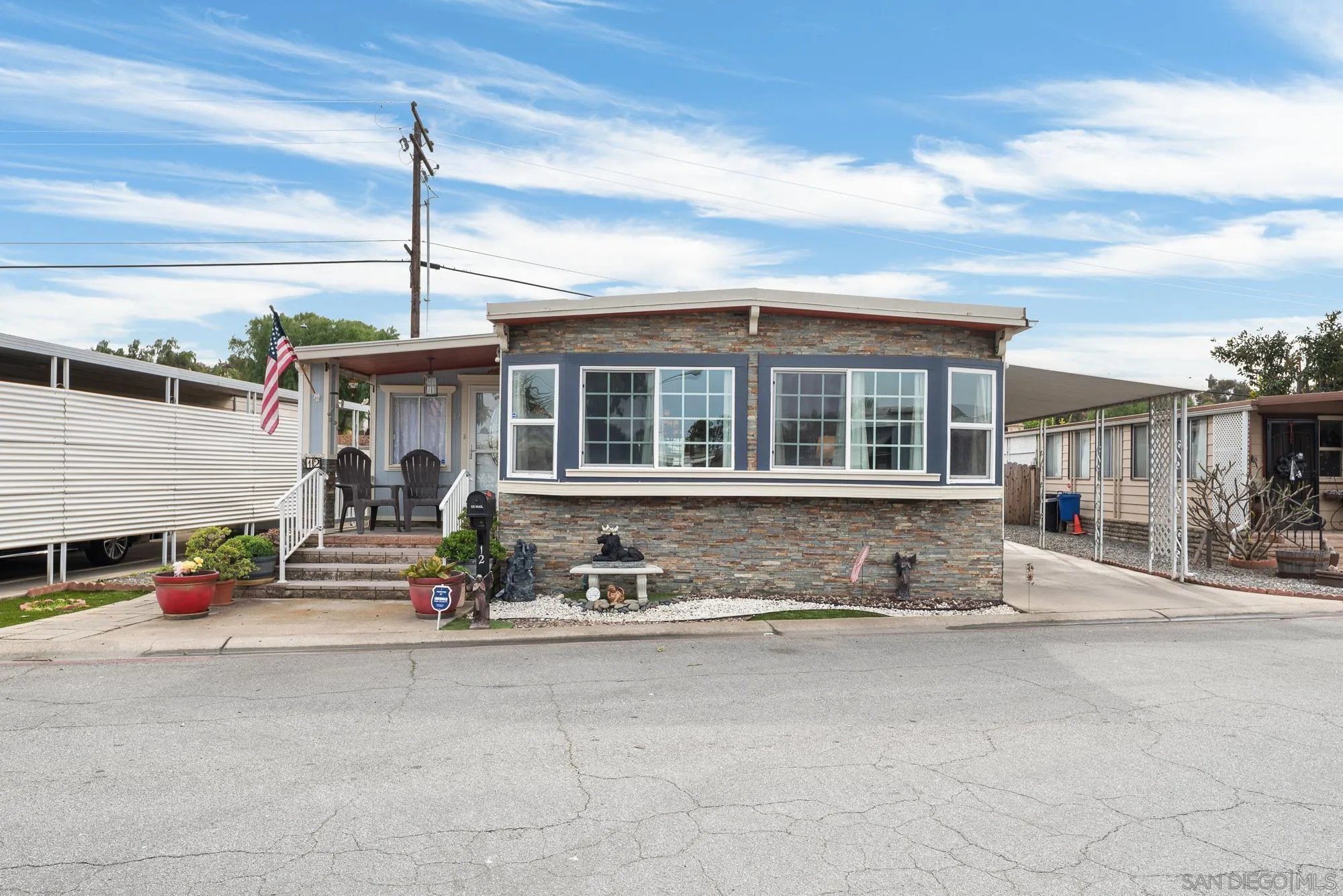 https://cdn.realtyfeed.com/cdn/127/260001784/647200cbe5f21cace4d378d59b077dd1.webp