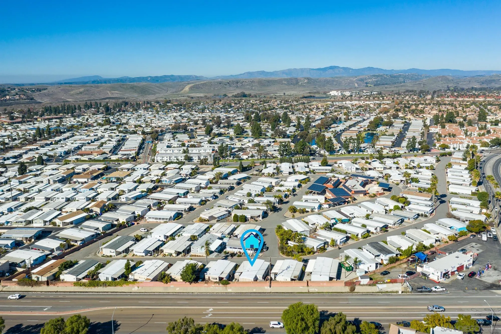 https://cdn.realtyfeed.com/cdn/127/260001784/6938b5b7f776cc63c2453fa36420296a.webp