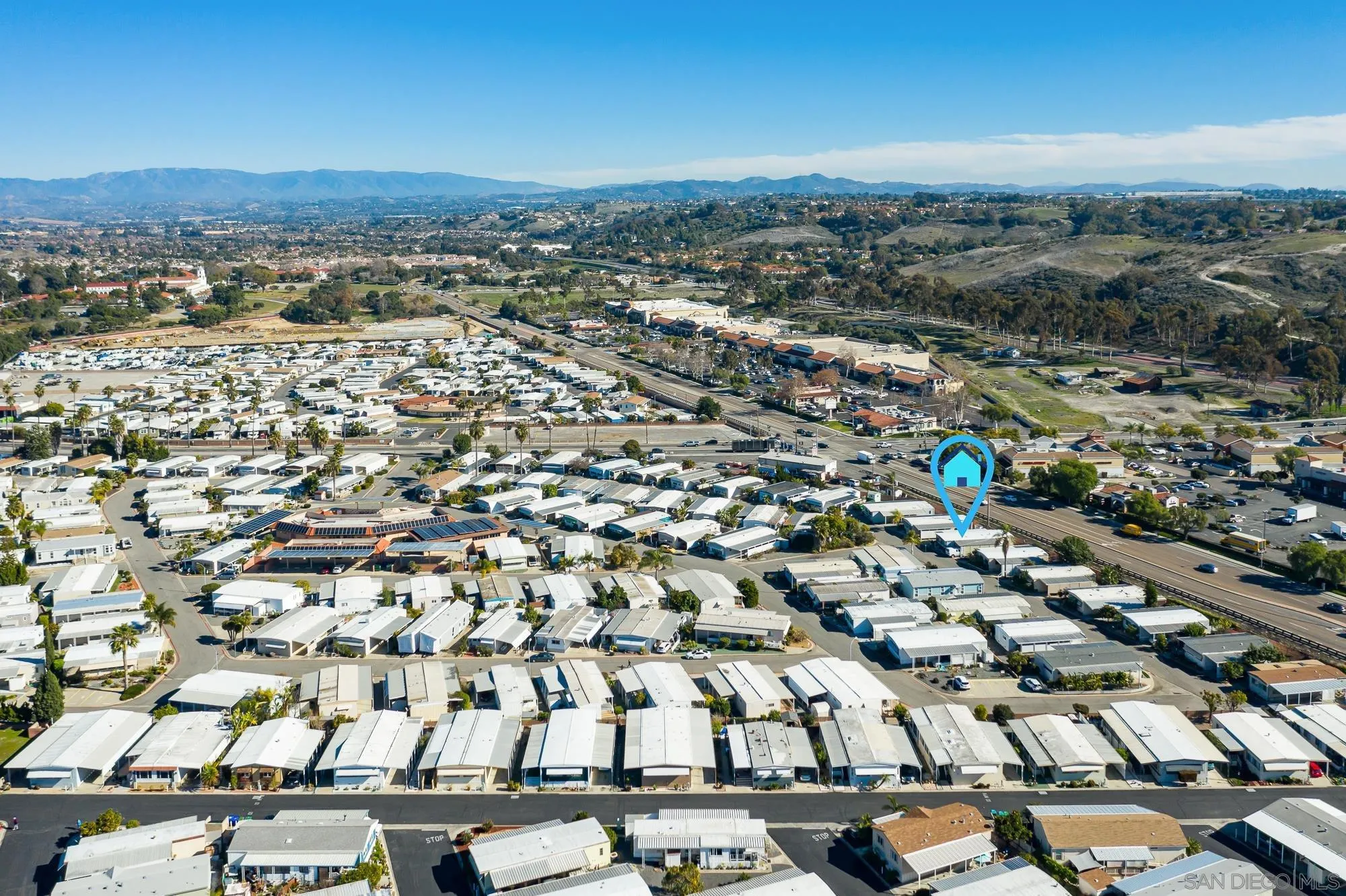 https://cdn.realtyfeed.com/cdn/127/260001784/b99ad144c62c13f803cae344d62edd1f.webp