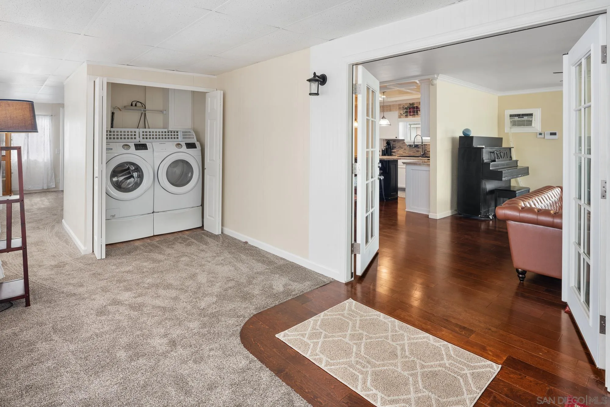 https://cdn.realtyfeed.com/cdn/127/260001784/e3a2af589cdf6050b1456f760669e02f.webp
