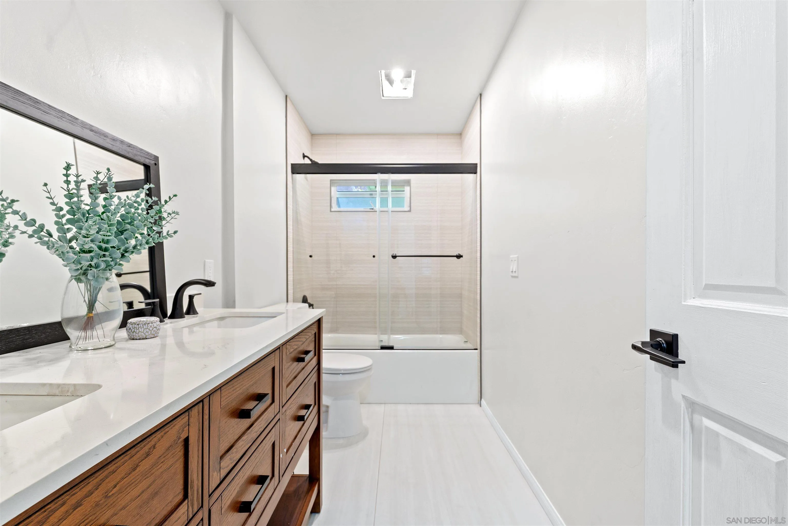 Photo #13: 260001788 Listing: Photo #13