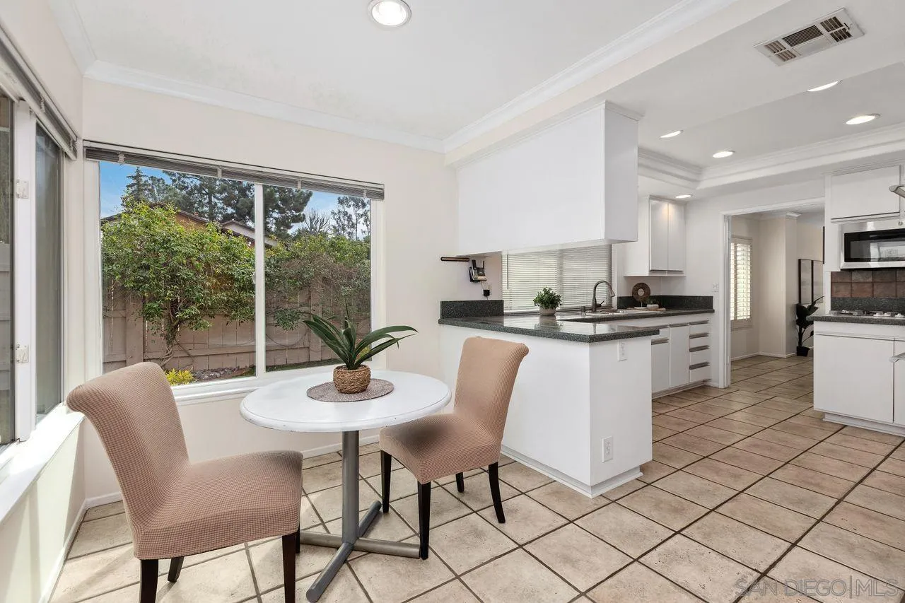 https://cdn.realtyfeed.com/cdn/127/260001793/5e8b992aa6b7d386e5c2161b04369ece.webp