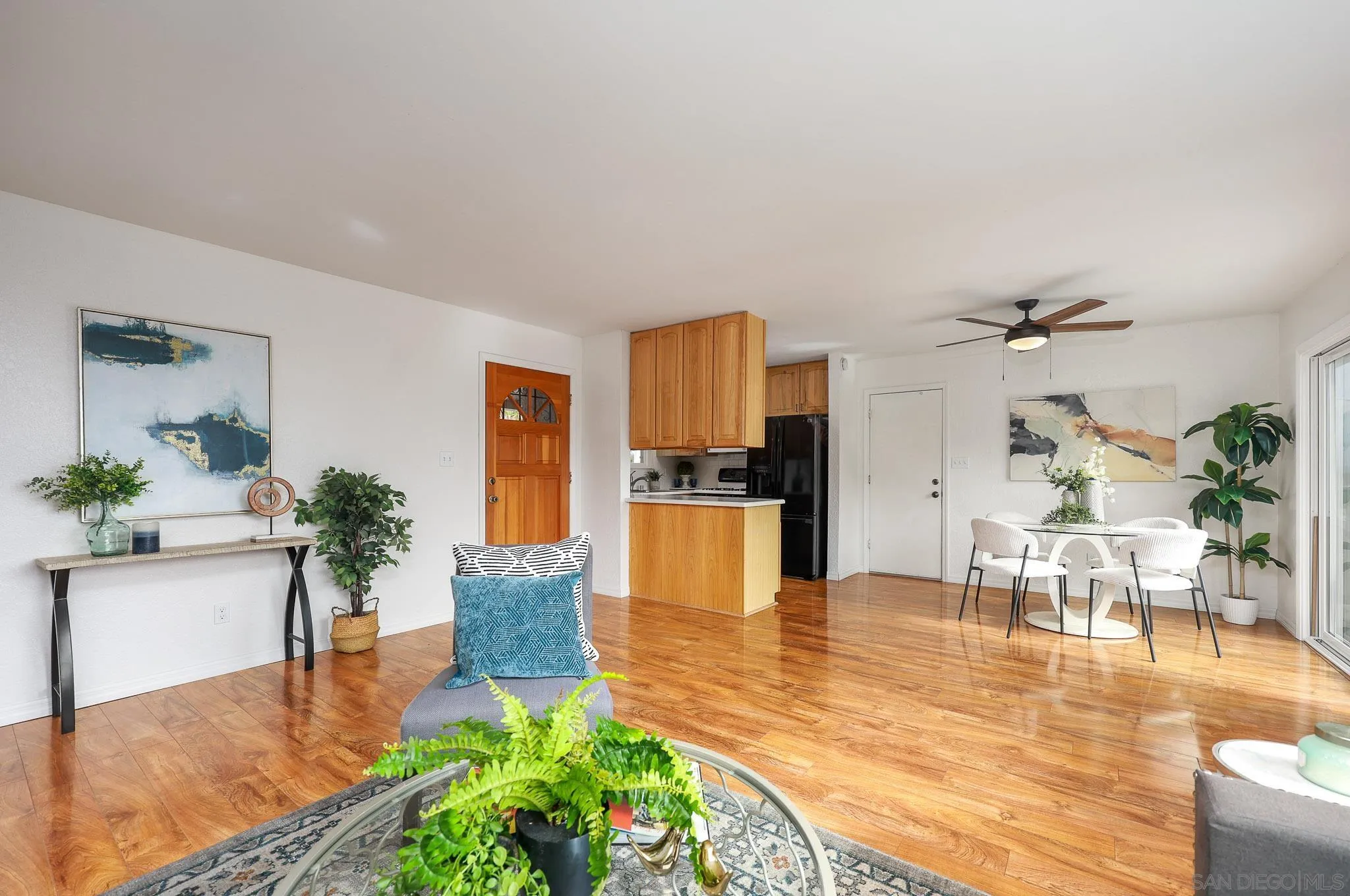 https://cdn.realtyfeed.com/cdn/127/260001794/e146480e8d28d408ba8f86ed1f9fa940.webp